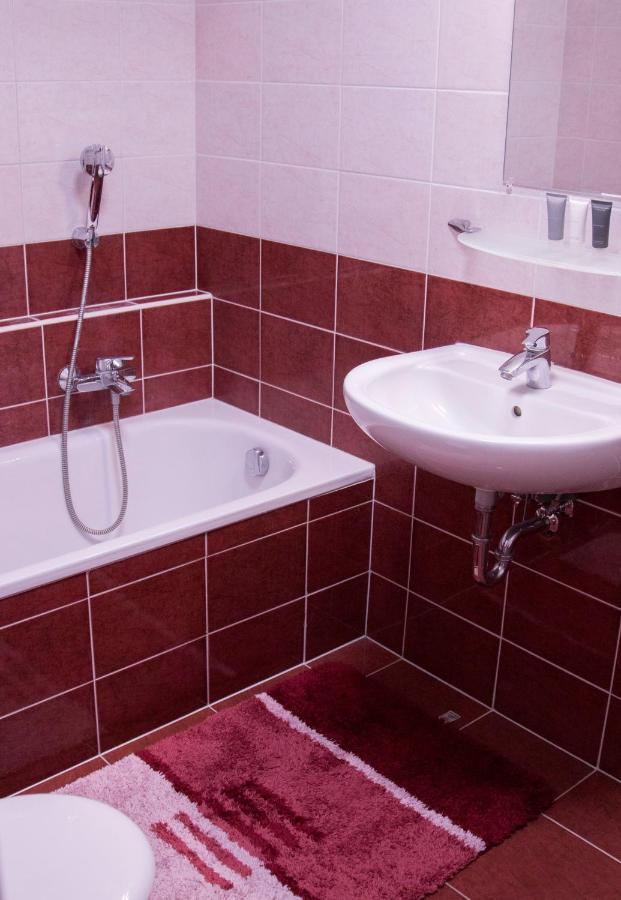 Keleti Aparthotel Budapest Bagian luar foto